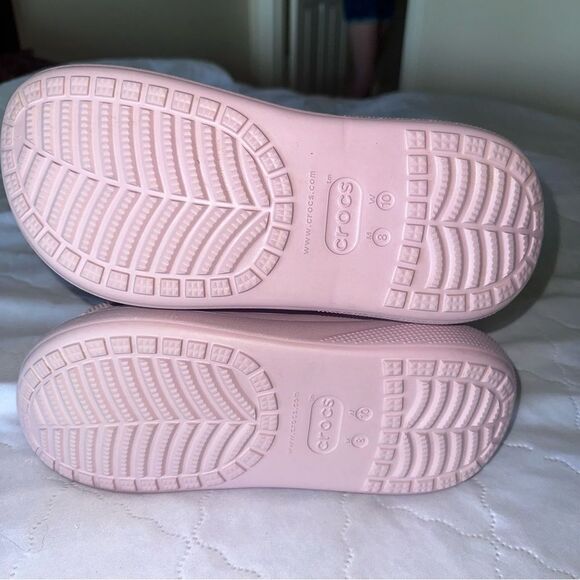 NNWOT Crush Clog CROCS For a fresh new take on your favorite clog. Pink - Picture 13 of 13